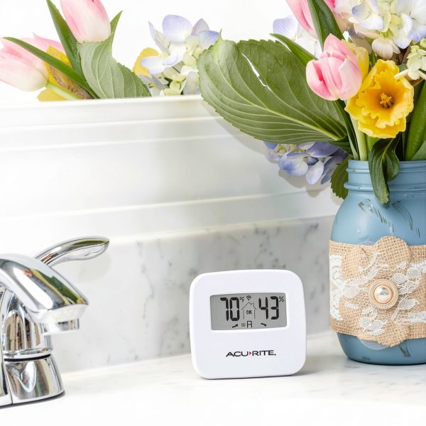 AcuRite Indoor Thermometer Hygrometer 06044M White Wireless LCD-3